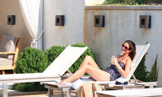 lny-inspirations-thumb-poolparty2025