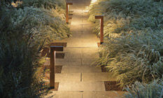 lny-guides-thumb-navigatingeconomicuncertainty