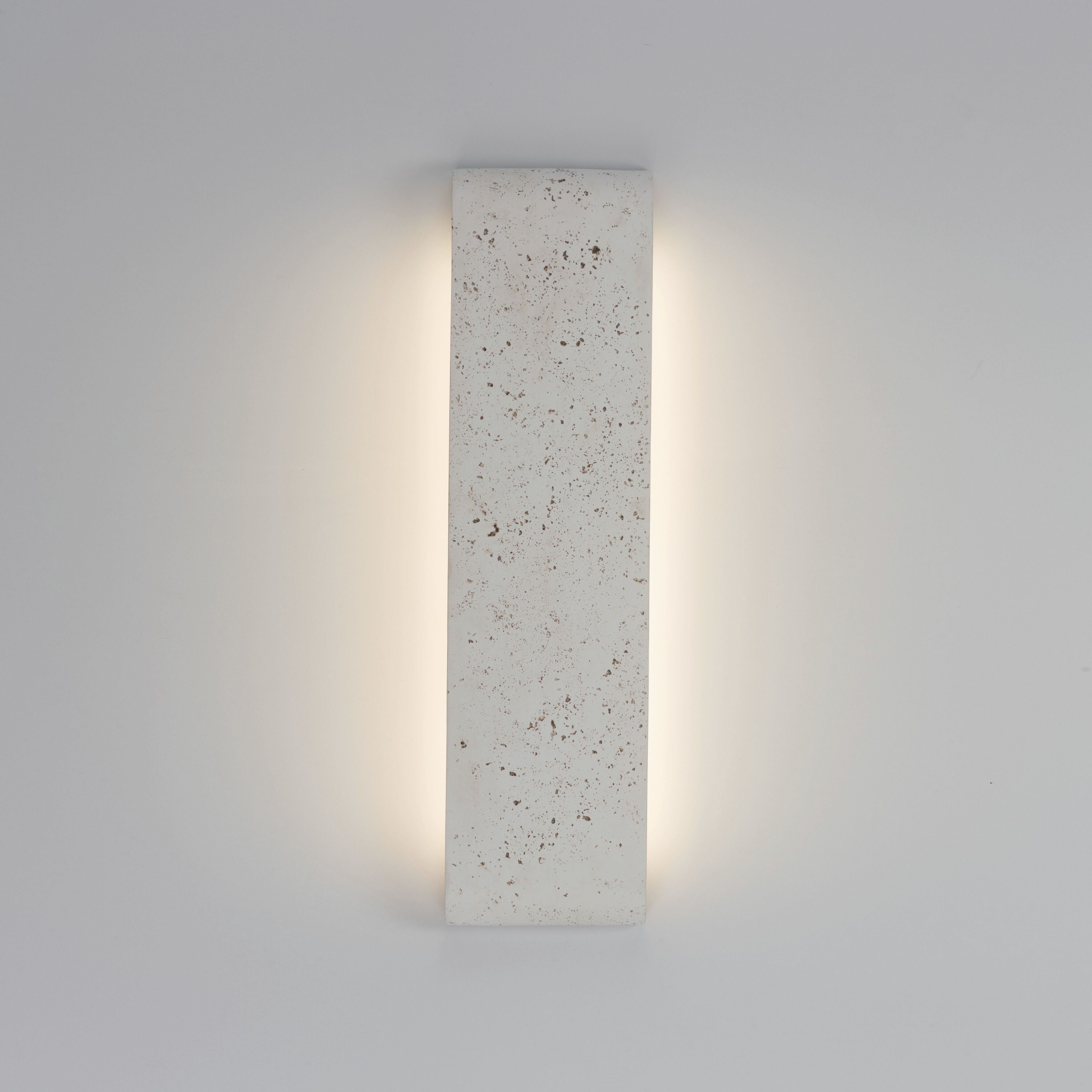 Stela 1 Light 23.75 inch Outdoor Wall Light